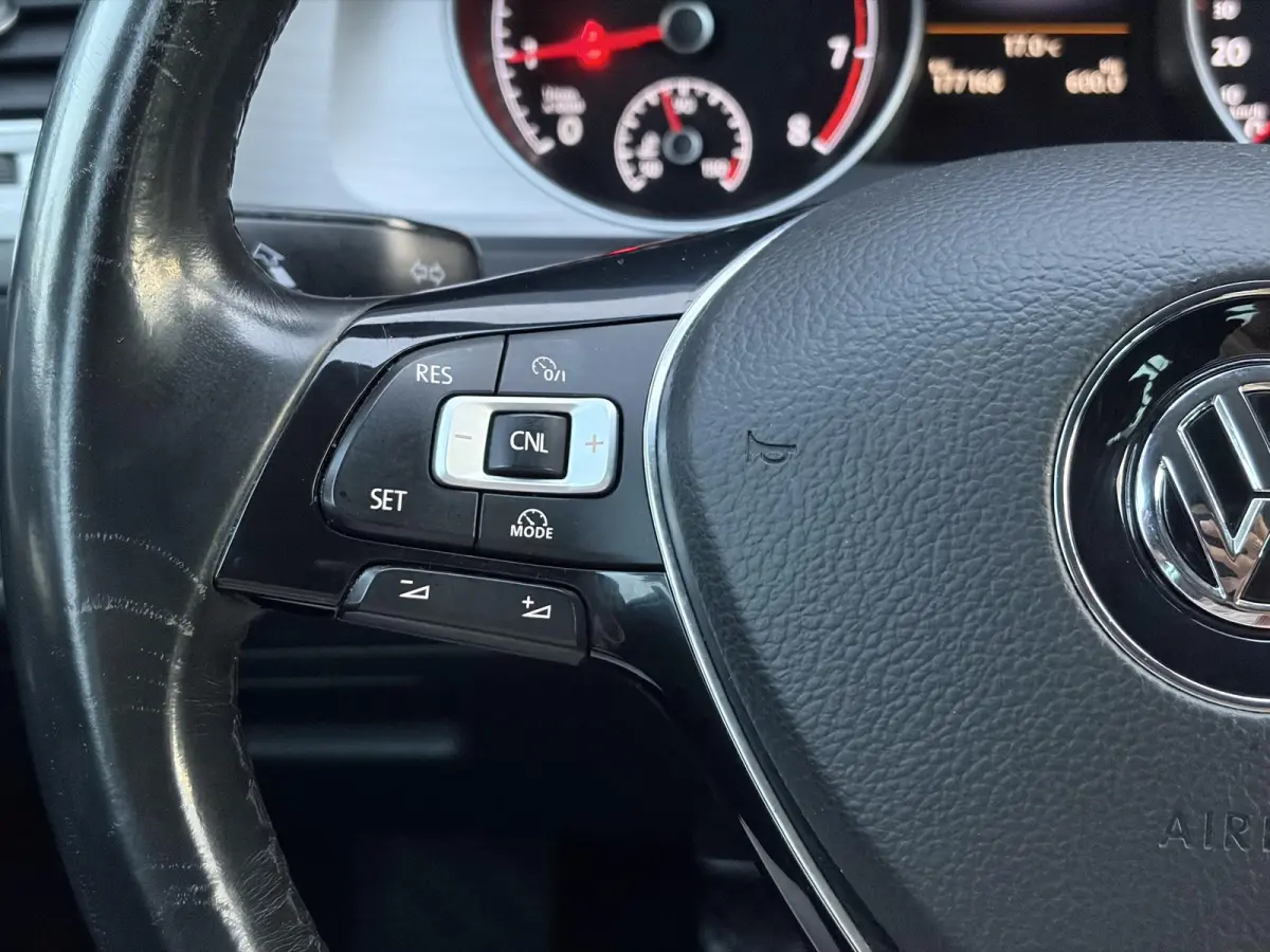 1.0 TSI Business Edition Connected ✓2e Eigenaar✓Camera✓Navi✓Net beurt gehad✓Clima✓Cruise✓6 Bak✓116pk✓Pdc V+A✓Lm velgen✓N.A.P✓Apk tot 11-2027