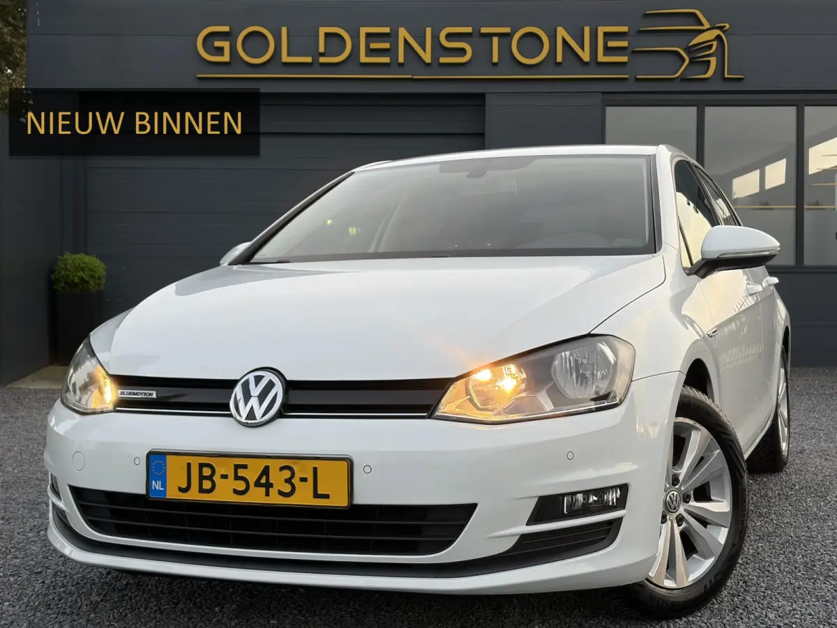1.0 TSI Business Edition Connected ✓2e Eigenaar✓Camera✓Navi✓Net beurt gehad✓Clima✓Cruise✓6 Bak✓116pk✓Pdc V+A✓Lm velgen✓N.A.P✓Apk tot 11-2027