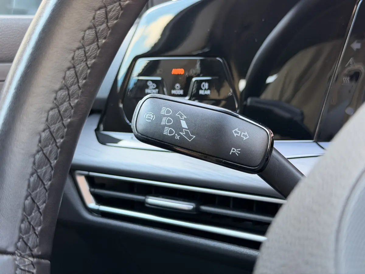 1.5 eTSI DSG IQ 18'' Massage Sfeer ACC DCC