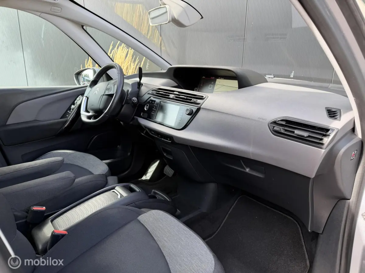 130pk Feel I Automaat I Navi I
