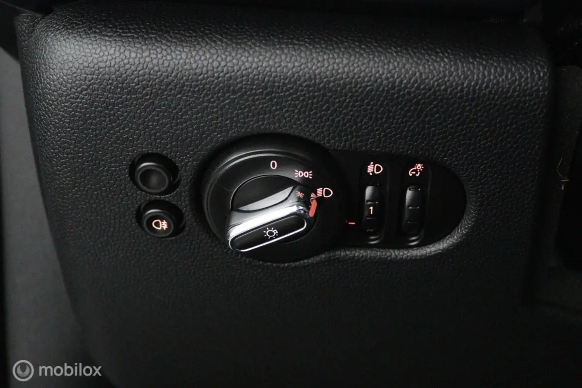 1.5 Cooper Business | PANO | NAVI | CRUISE| CLIMATE| 16"