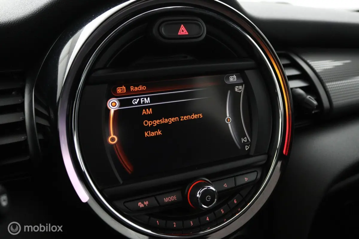 1.5 Cooper Business | PANO | NAVI | CRUISE| CLIMATE| 16"