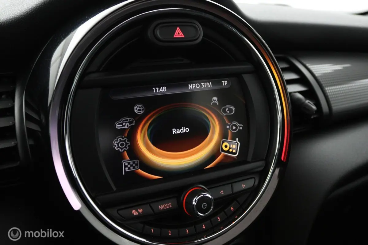 1.5 Cooper Business | PANO | NAVI | CRUISE| CLIMATE| 16"