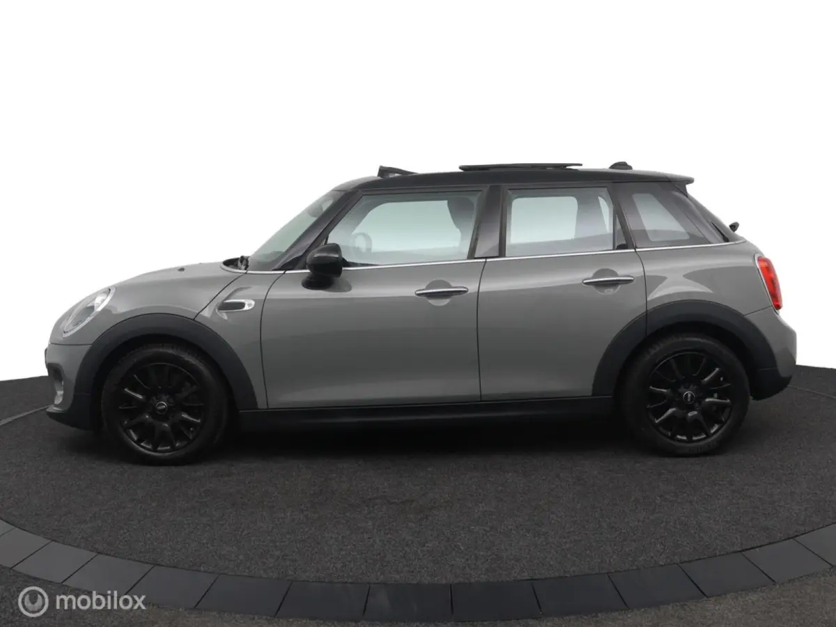 1.5 Cooper Business | PANO | NAVI | CRUISE| CLIMATE| 16"