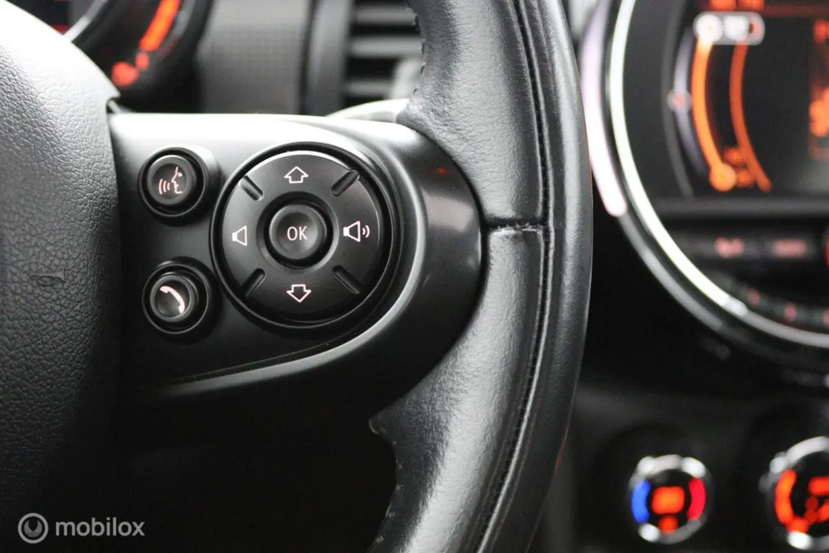 1.5 Cooper Business | PANO | NAVI | CRUISE| CLIMATE| 16"