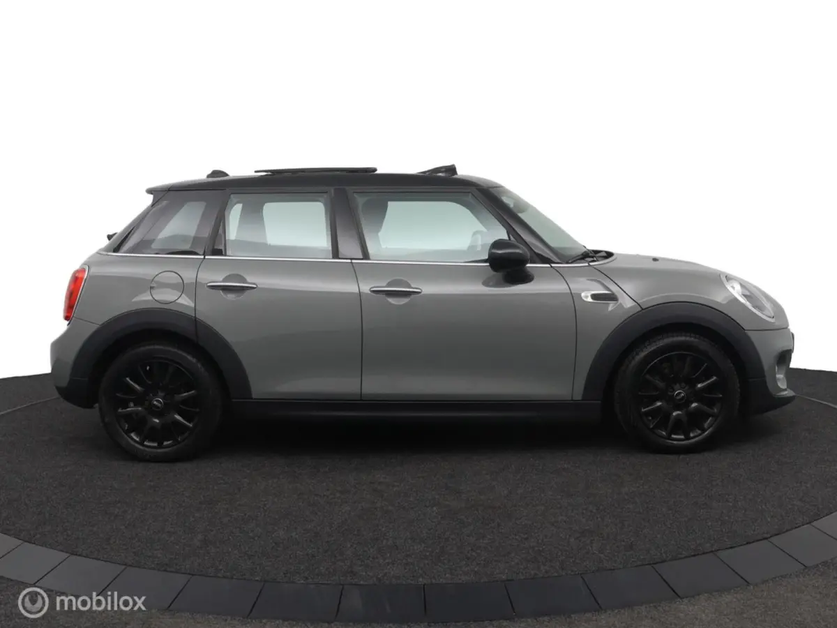 1.5 Cooper Business | PANO | NAVI | CRUISE| CLIMATE| 16"