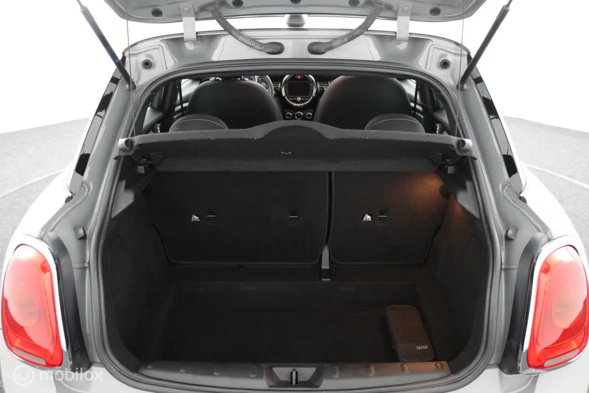 1.5 Cooper Business | PANO | NAVI | CRUISE| CLIMATE| 16"