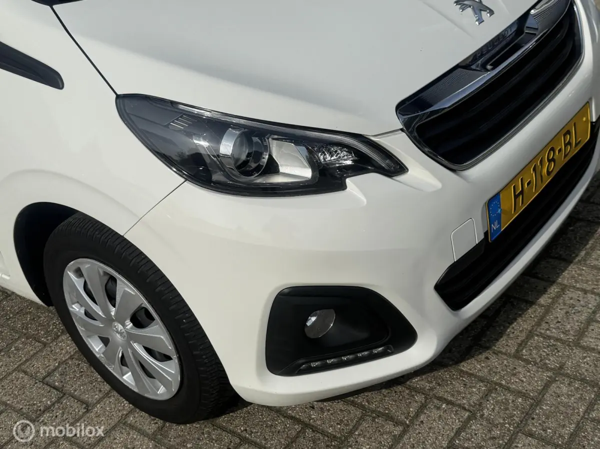 1.0 e-VTi 2020*A/C* Camera *