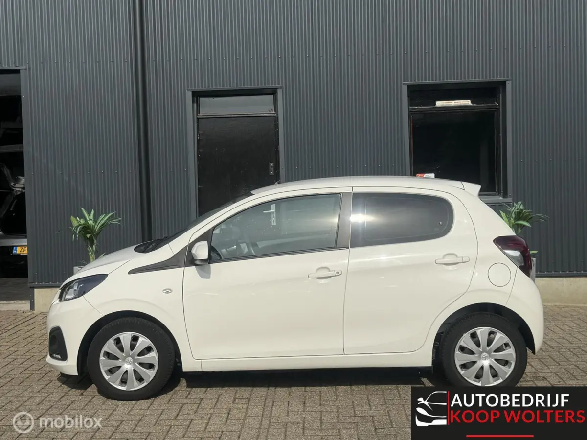 1.0 e-VTi 2020*A/C* Camera *