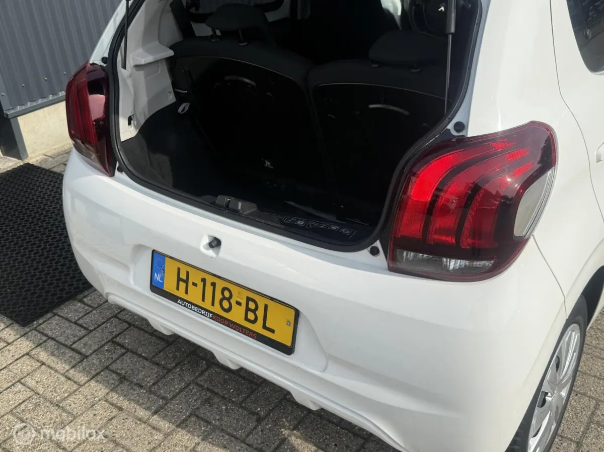 1.0 e-VTi 2020*A/C* Camera *