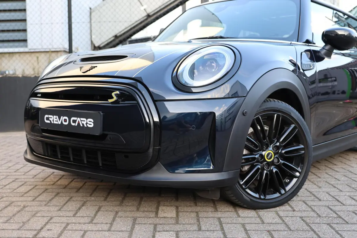 Classic 33 kWh | PANO | Keyless | SOH 97.0% |