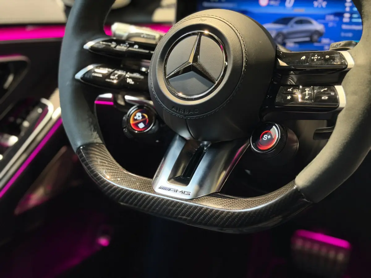 AMG 63 S E Performance|Pano|HUD|Keyless|360|4D Burmester|Massage|Matrix|Chauffeur Pakket|Carbon