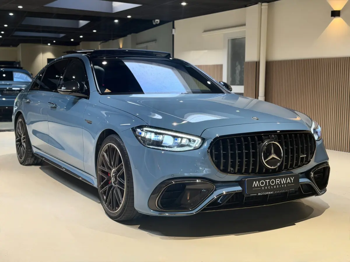 AMG 63 S E Performance|Pano|HUD|Keyless|360|4D Burmester|Massage|Matrix|Chauffeur Pakket|Carbon