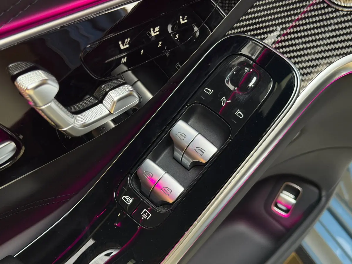 AMG 63 S E Performance|Pano|HUD|Keyless|360|4D Burmester|Massage|Matrix|Chauffeur Pakket|Carbon