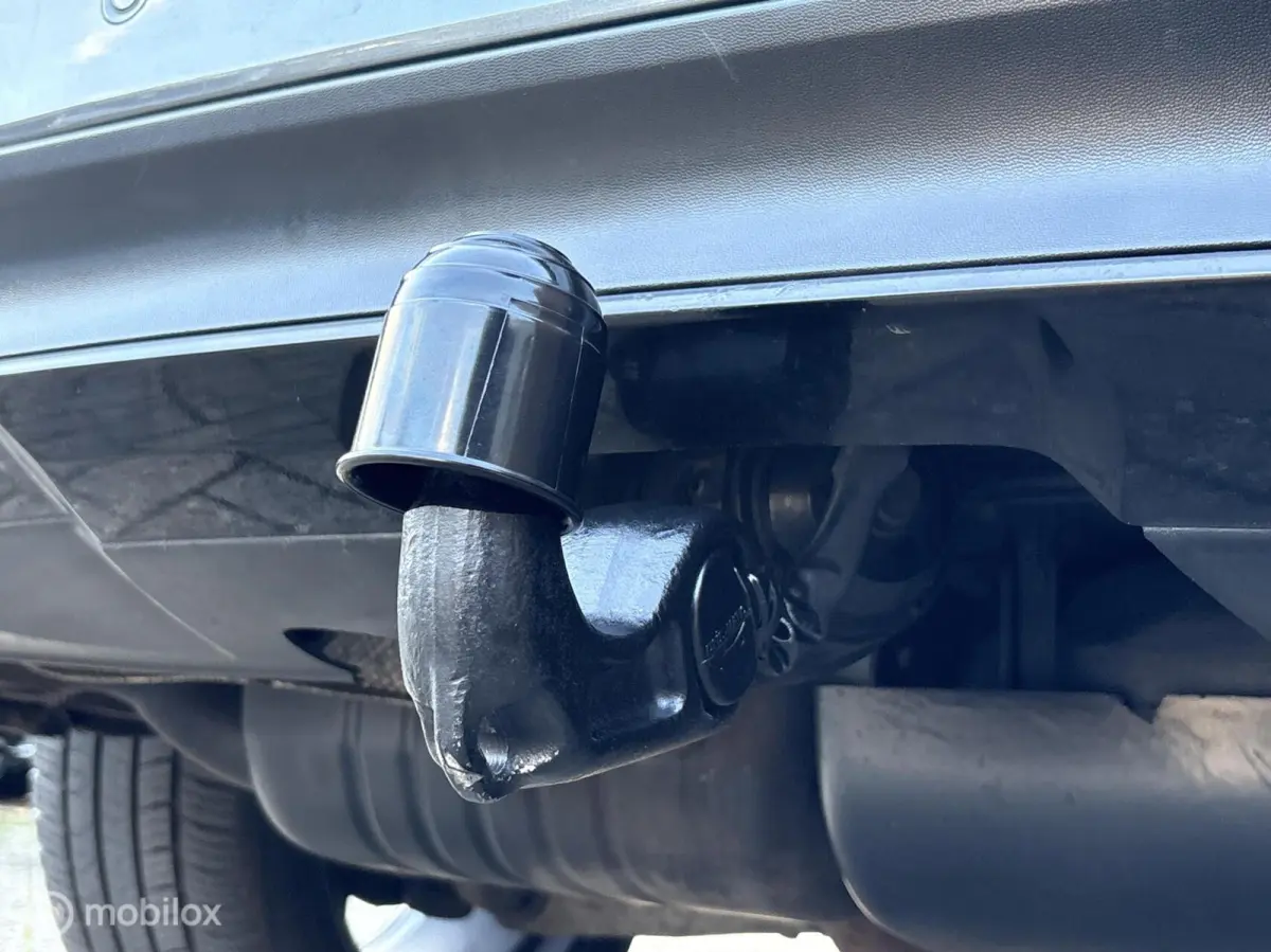 250D 4MATIC AMG Sport Edition 204Pk Grijs Kenteken | MRB €33 P\M | NL Auto | Schuif \ kantel dak | Elec.trekhaak | Navi | Elektrische stoelen met geheugen | Lucht-vering | Navigatie | 229d