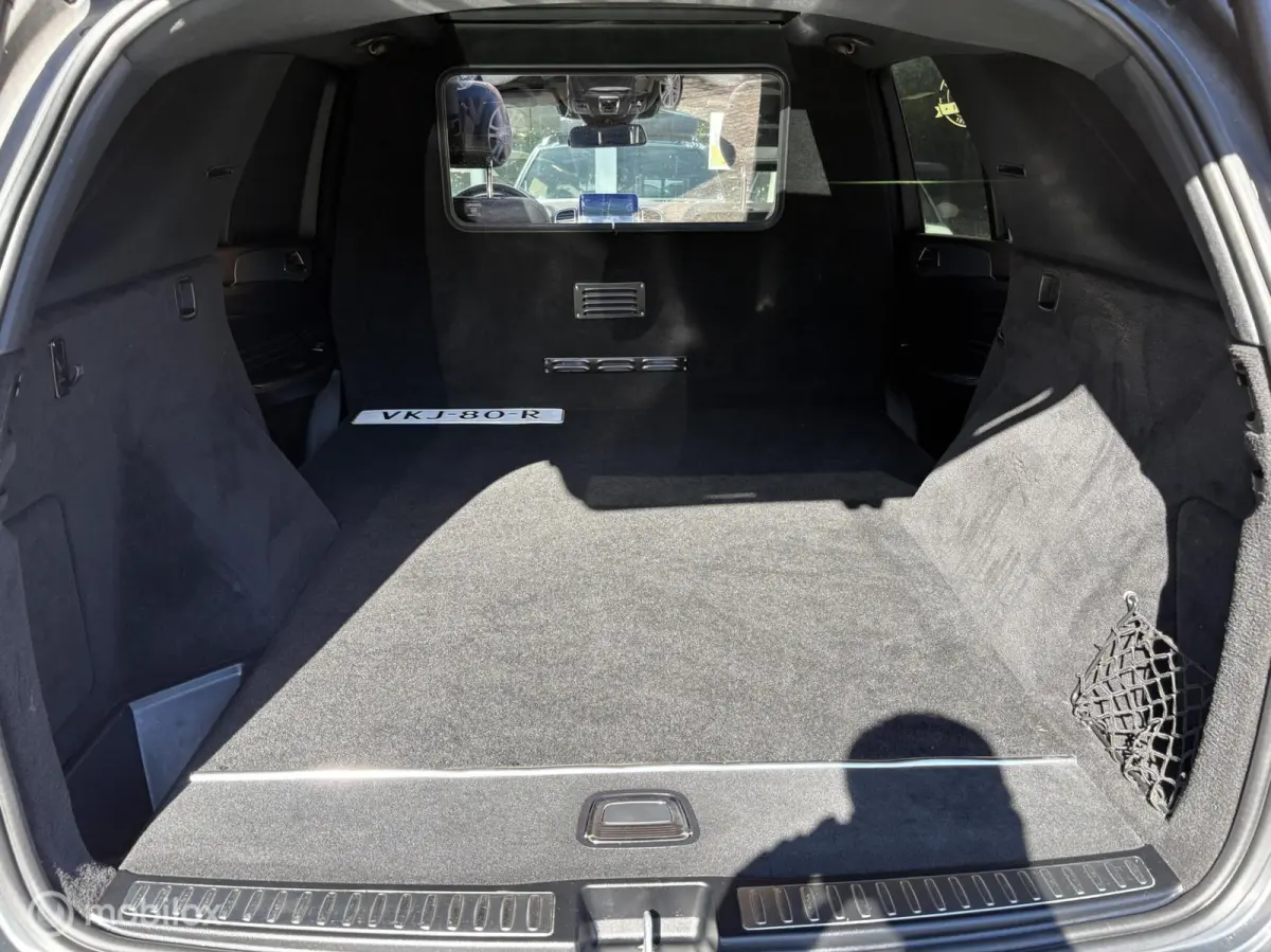 250D 4MATIC AMG Sport Edition 204Pk Grijs Kenteken | NL Auto | Schuif \ kantel dak | Elec.trekhaak | Navi | Elektrische stoelen met geheugen | Lucht-vering | Navigatie | 229dkm NAP | TOPSTAA