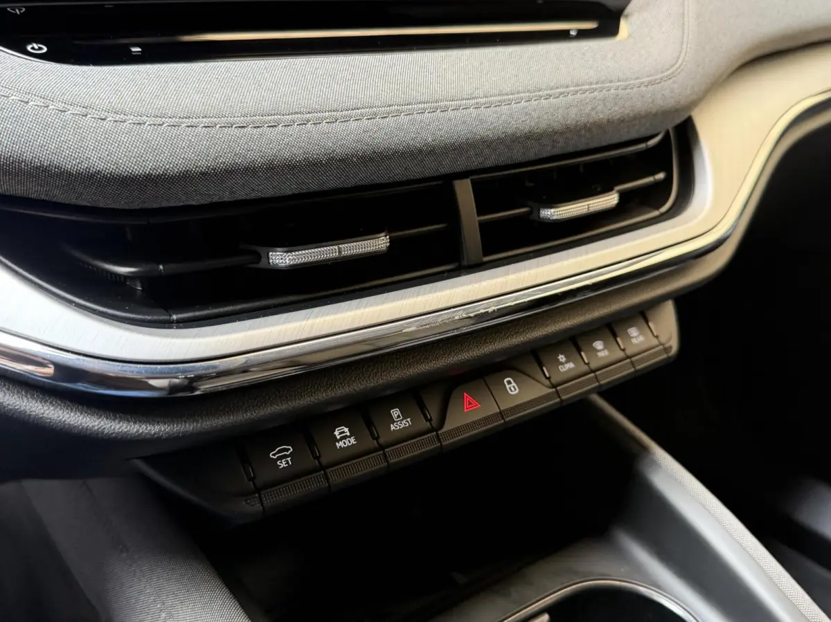 80 Adaptieve cruise control | Apple CarPlay/Android Auto | Climate control | Getint glas| Keyless entry | LED verlichting | Elektrisch bedienbare achterklep | Stuurwiel verwarmd | Rondomzich
