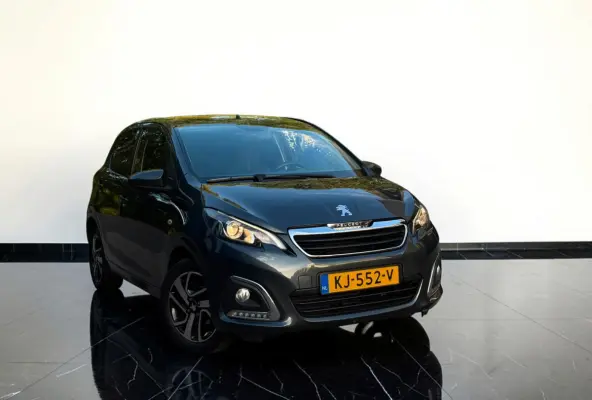 1.0 VTi Allure AC| LED | Achter Camera