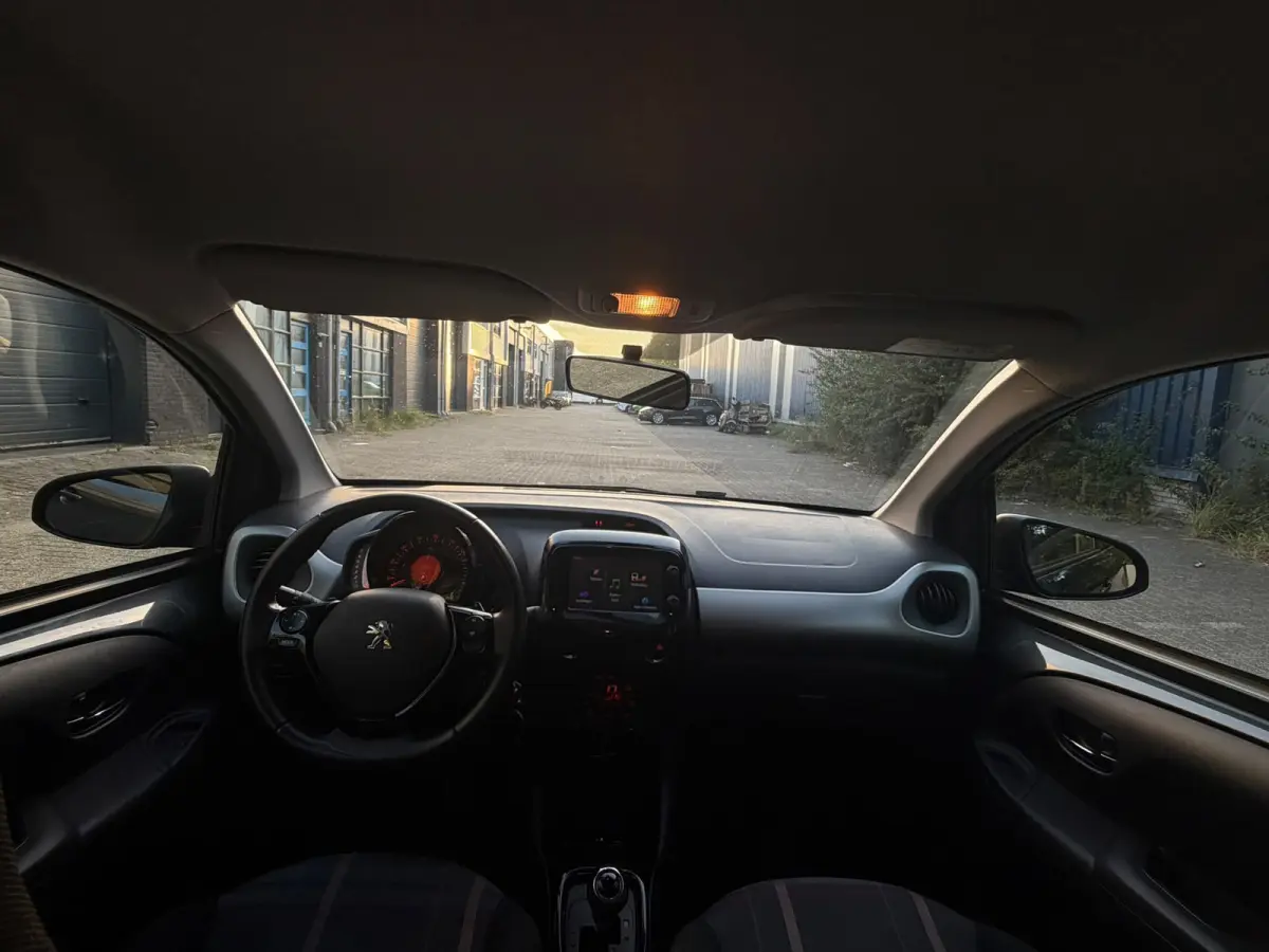 1.0 VTi Allure AC| LED | Achter Camera