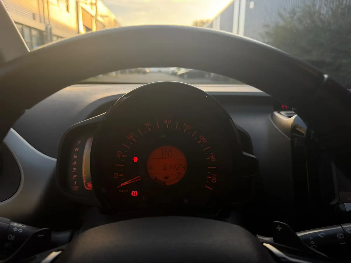 1.0 VTi Allure AC| LED | Achter Camera