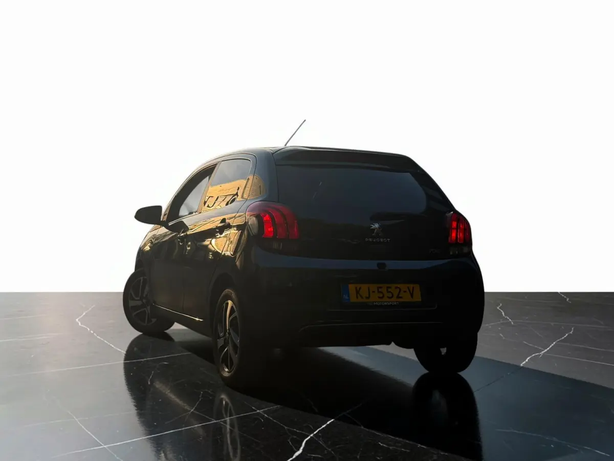 1.0 VTi Allure AC| LED | Achter Camera