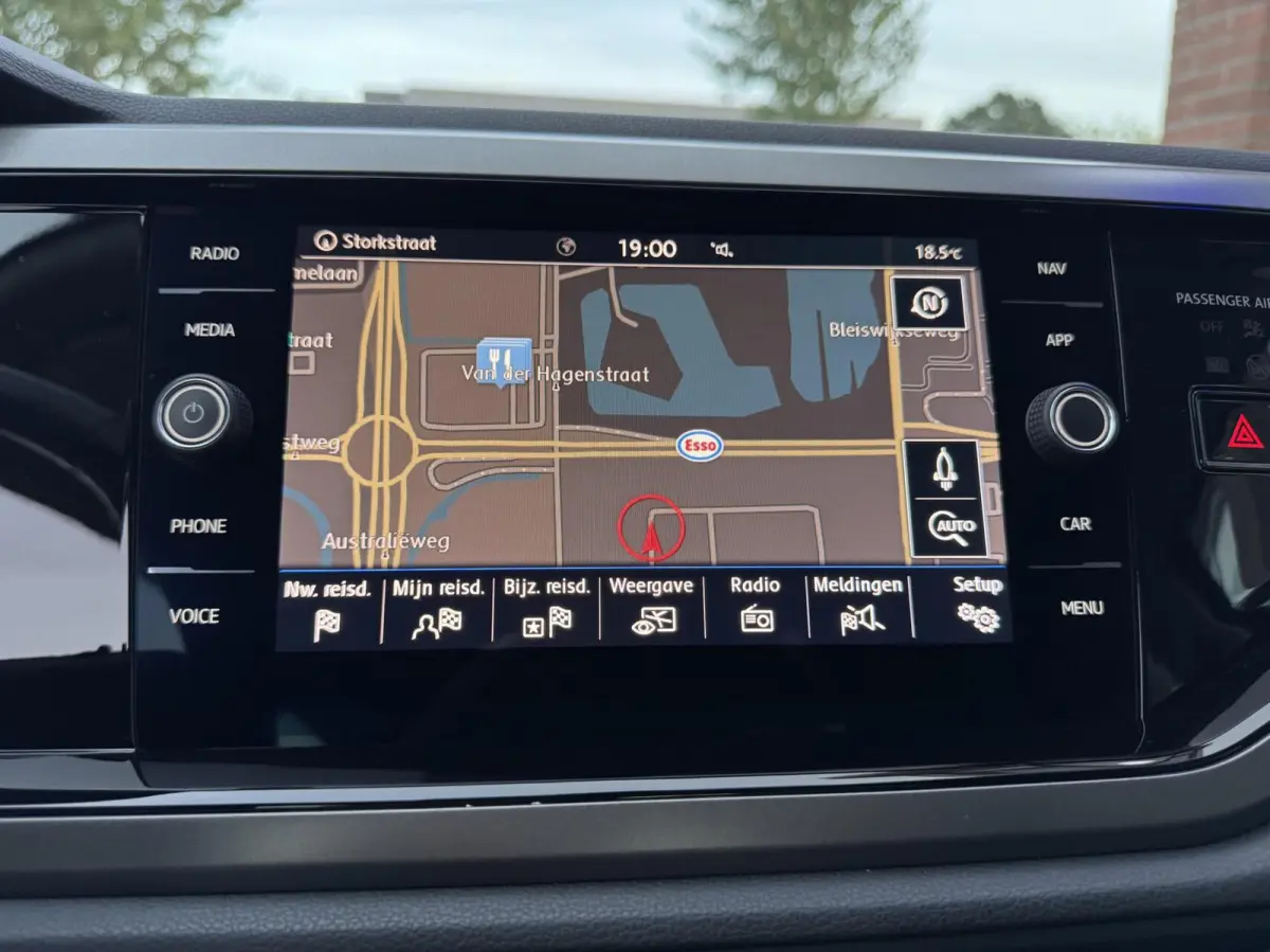1.0 TSI 95pk R-Line ACC CarPlay Garantie Inparkeren