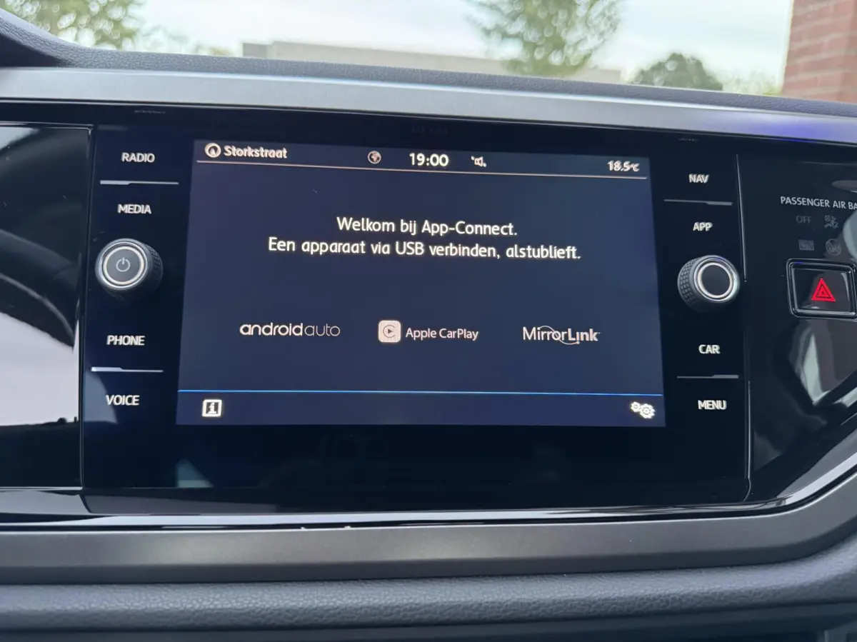 1.0 TSI 95pk R-Line ACC CarPlay Garantie Inparkeren