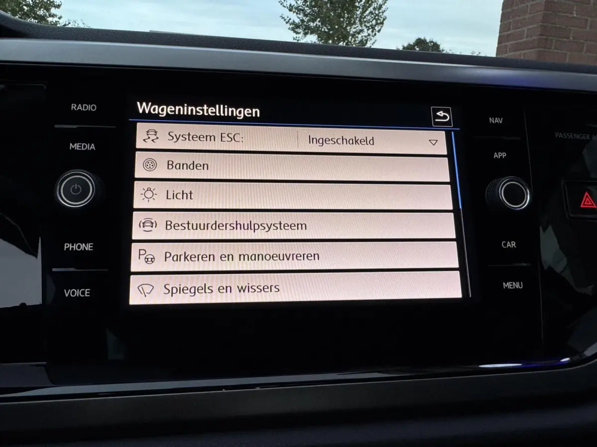 1.0 TSI 95pk R-Line ACC CarPlay Garantie Inparkeren