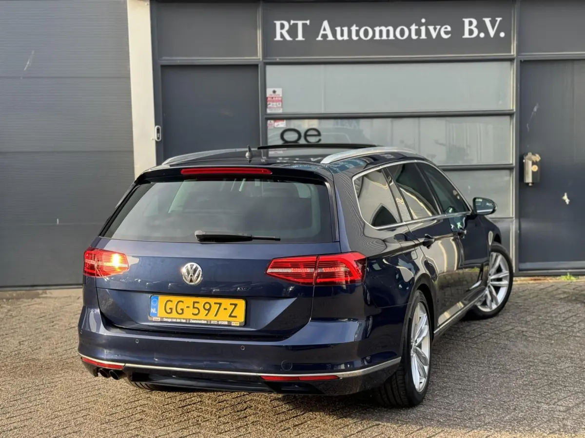 1.8 TSI Highline Pano / LED 1e Eig