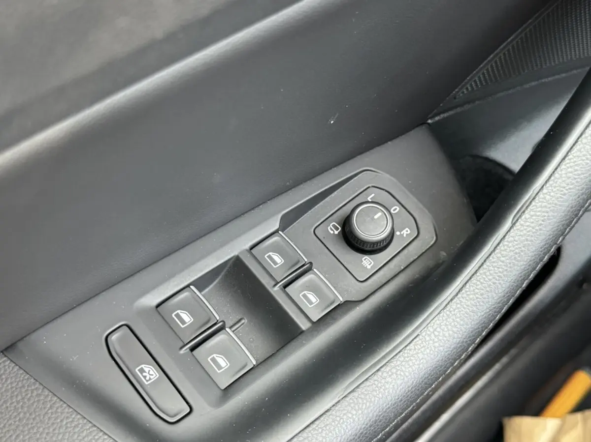 1.8 TSI Highline Pano / LED 1e Eig
