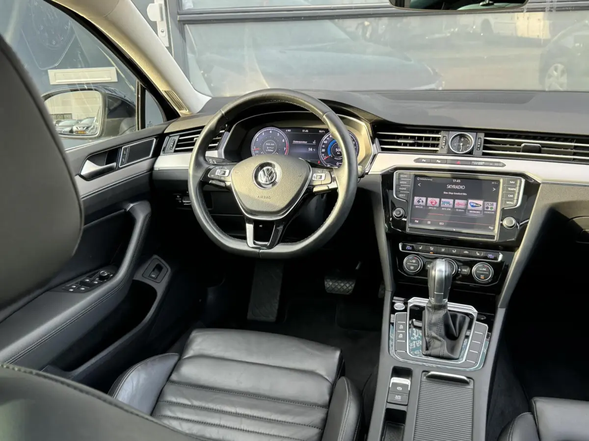 1.8 TSI Highline Pano / LED 1e Eig