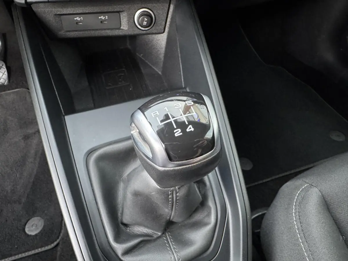 25 TFSI Pro Line Lane assist Stlvw Garantie