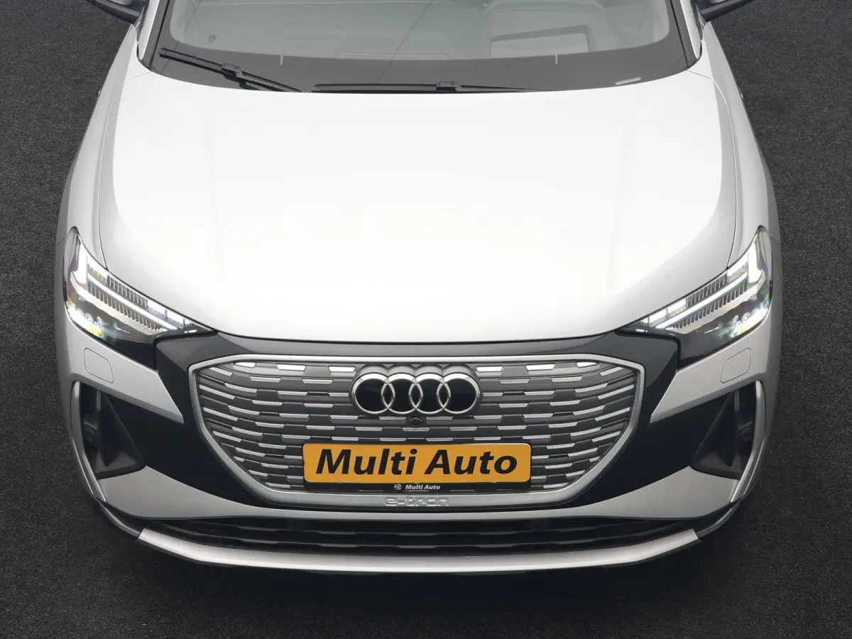 40 S Line 77 kWh 204pk Dealer O.H. | Panodak | Adaptive Cruise | Head Up | Camera | Matrix LED | Camera | Warmtepomp | Sportstoelen Memory & Verwarmd | Stuur Verwarmd | Apple Carplay | Navig