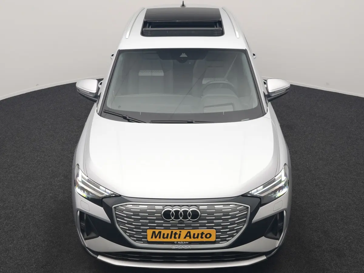 40 S Line 77 kWh 204pk Dealer O.H. | Panodak | Adaptive Cruise | Head Up | Camera | Matrix LED | Camera | Warmtepomp | Sportstoelen Memory & Verwarmd | Stuur Verwarmd | Apple Carplay | Navig