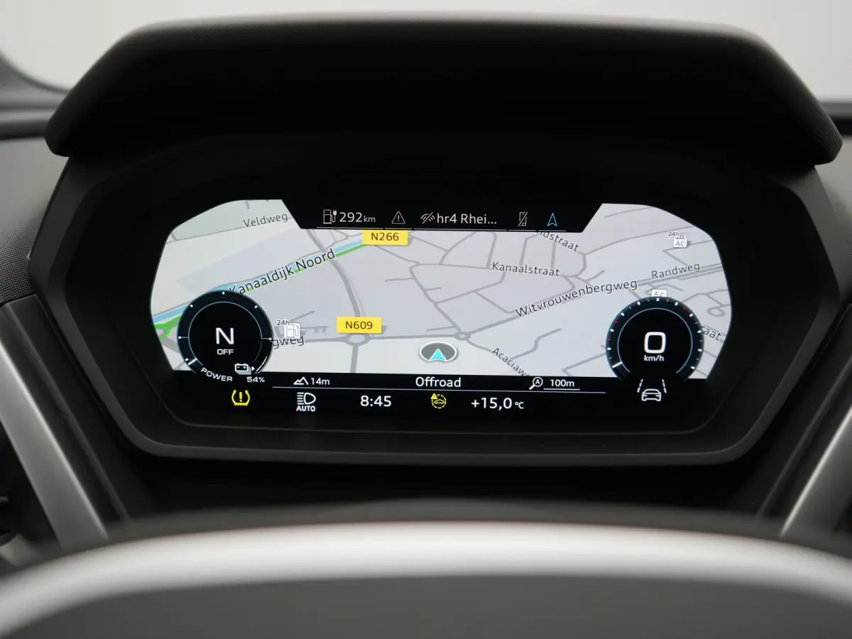 40 S Line 77 kWh 204pk Dealer O.H. | Panodak | Adaptive Cruise | Head Up | Camera | Matrix LED | Camera | Warmtepomp | Sportstoelen Memory & Verwarmd | Stuur Verwarmd | Apple Carplay | Navig