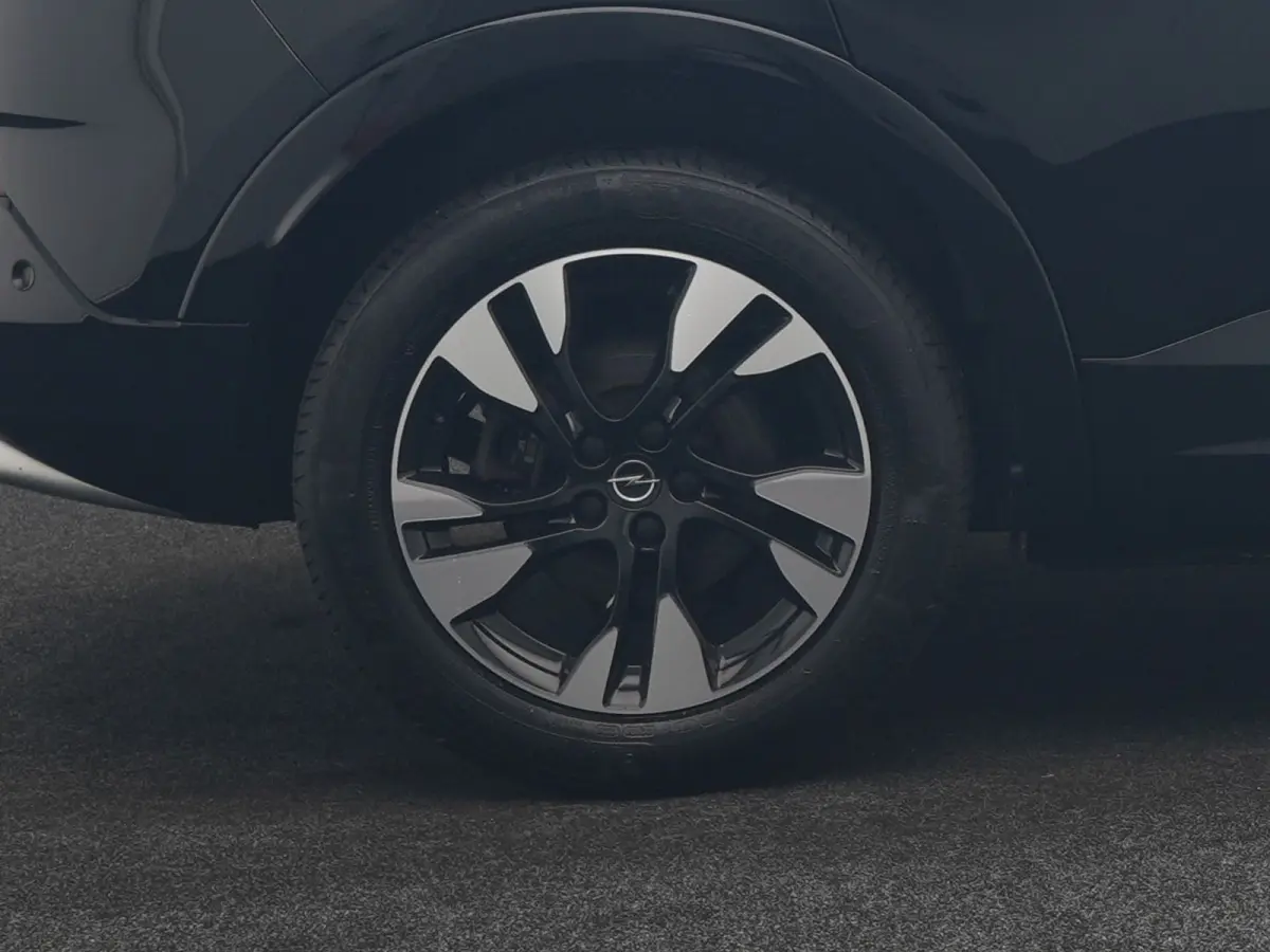 1.6 Turbo Ultimate PHEV 225pk Dealer O.H. | Trekhaak Afn. | Adaptive Cruise | 360 Camera | Alcantara Sportstoelen & Stuur Verwarmd | BLIS | Keyless | Navigatie | DAB | Plug In Hybrid | Apple
