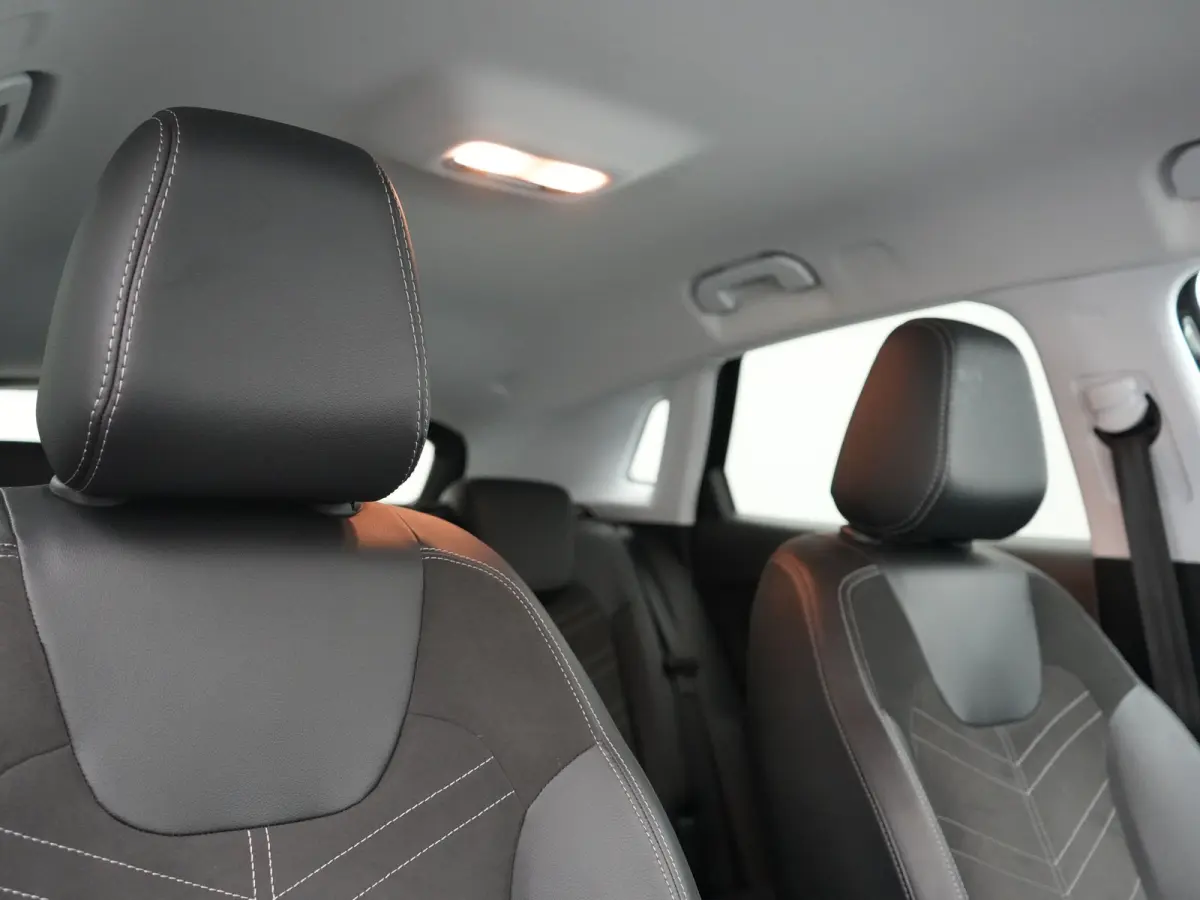 1.6 Turbo Ultimate PHEV 225pk Dealer O.H. | Trekhaak Afn. | Adaptive Cruise | 360 Camera | Alcantara Sportstoelen & Stuur Verwarmd | BLIS | Keyless | Navigatie | DAB | Plug In Hybrid | Apple