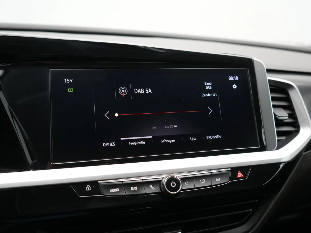 1.6 Turbo Ultimate PHEV 225pk Dealer O.H. | Trekhaak Afn. | Adaptive Cruise | 360 Camera | Alcantara Sportstoelen & Stuur Verwarmd | BLIS | Keyless | Navigatie | DAB | Plug In Hybrid | Apple