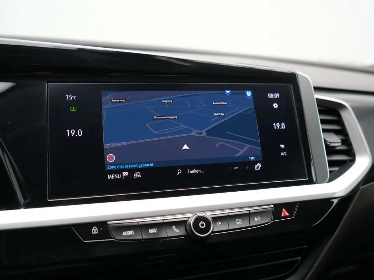 1.6 Turbo Ultimate PHEV 225pk Dealer O.H. | Trekhaak Afn. | Adaptive Cruise | 360 Camera | Alcantara Sportstoelen & Stuur Verwarmd | BLIS | Keyless | Navigatie | DAB | Plug In Hybrid | Apple