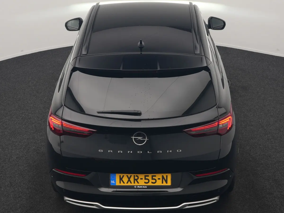 1.6 Turbo Ultimate FACELIFT MODEL PHEV 225pk Dealer O.H. | Trekhaak Afn. | Adaptive Cruise | 360 Camera | Alcantara Sportstoelen & Stuur Verwarmd | BLIS | Keyless | Navigatie | DAB | Plug In