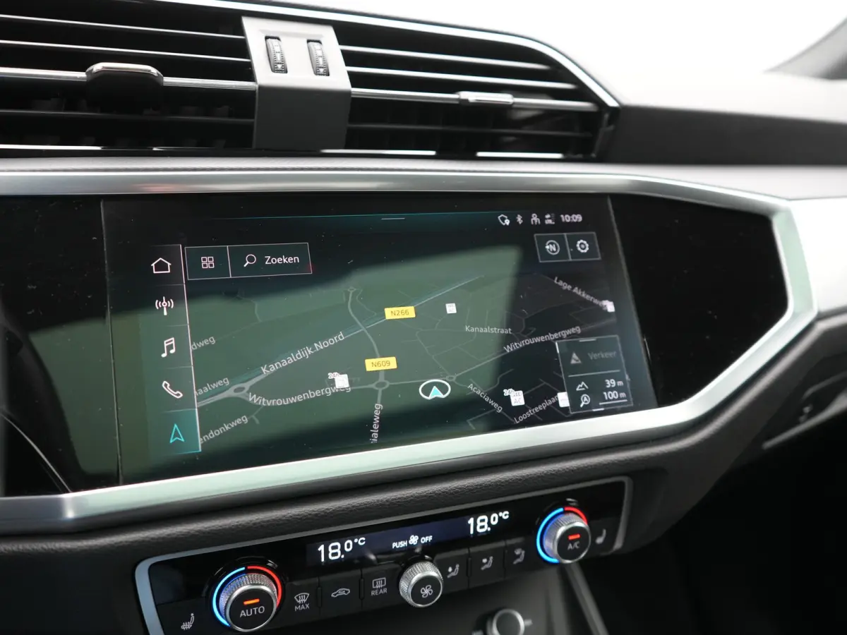 45 TFSI e Business Edition PHEV 245pk Dealer O.H. | Panodak | Adaptive Cruise | Camera | Alcantara Sportstoelen Verwarmd | Sfeerverlichting | BLIS | Keyless | Apple Carplay | Navigatie | DAB
