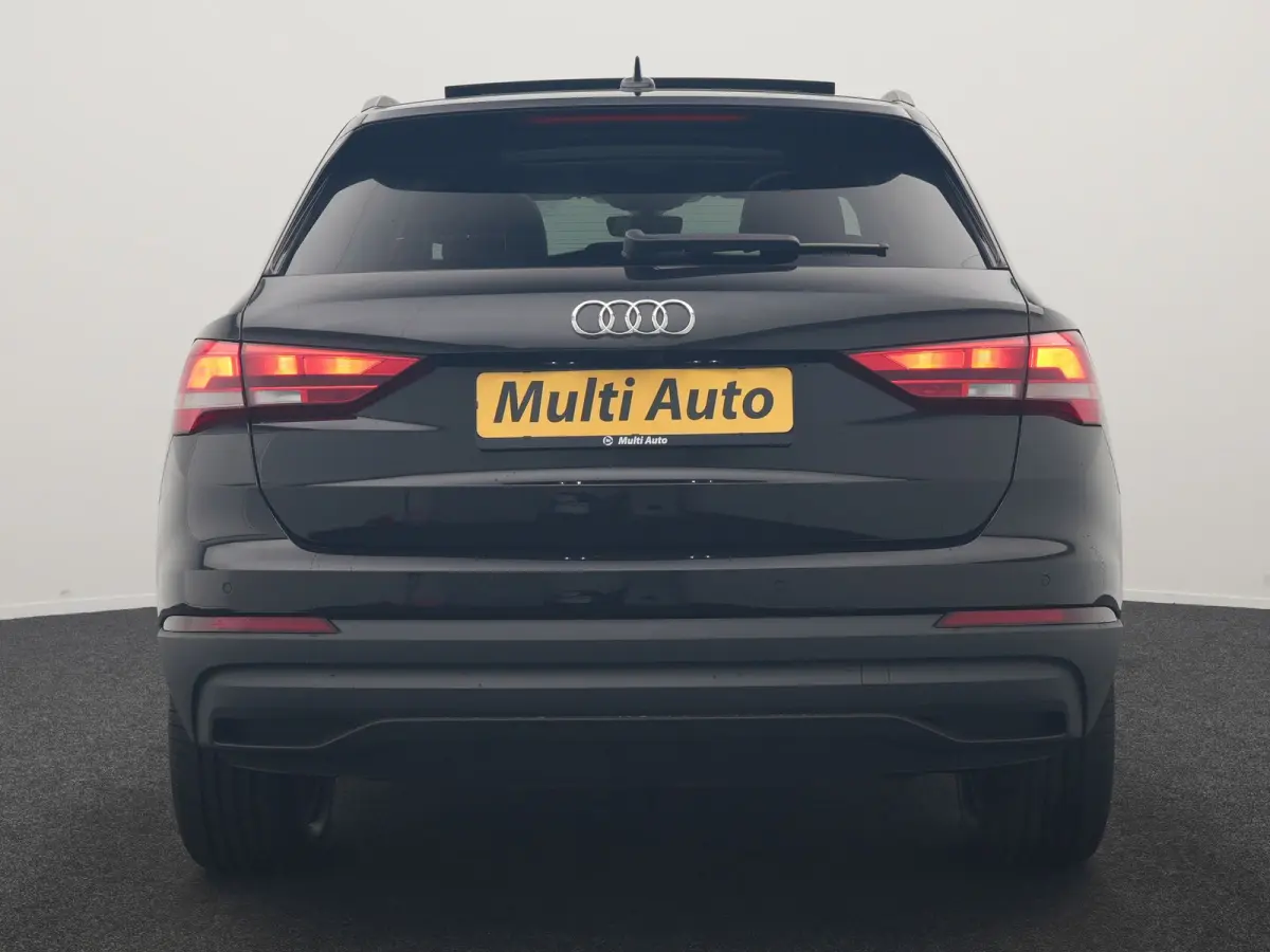 45 TFSI e Business Edition PHEV 245pk Dealer O.H. | Panodak | Adaptive Cruise | Camera | Alcantara Sportstoelen Verwarmd | Sfeerverlichting | BLIS | Keyless | Apple Carplay | Navigatie | DAB