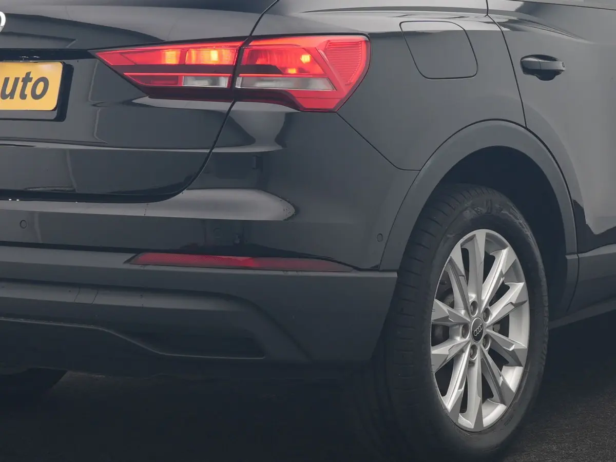 45 TFSI e Business Edition PHEV 245pk Dealer O.H. | Panodak | Adaptive Cruise | Camera | Alcantara Sportstoelen Verwarmd | Sfeerverlichting | BLIS | Keyless | Apple Carplay | Navigatie | DAB