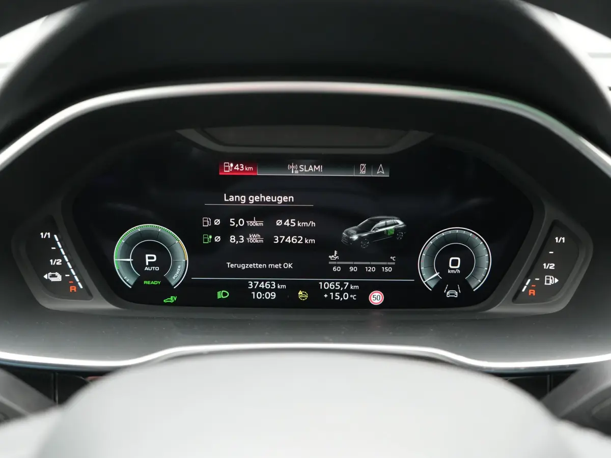 45 TFSI e Business Edition PHEV 245pk Dealer O.H. | Panodak | Adaptive Cruise | Camera | Alcantara Sportstoelen Verwarmd | Sfeerverlichting | BLIS | Keyless | Apple Carplay | Navigatie | DAB