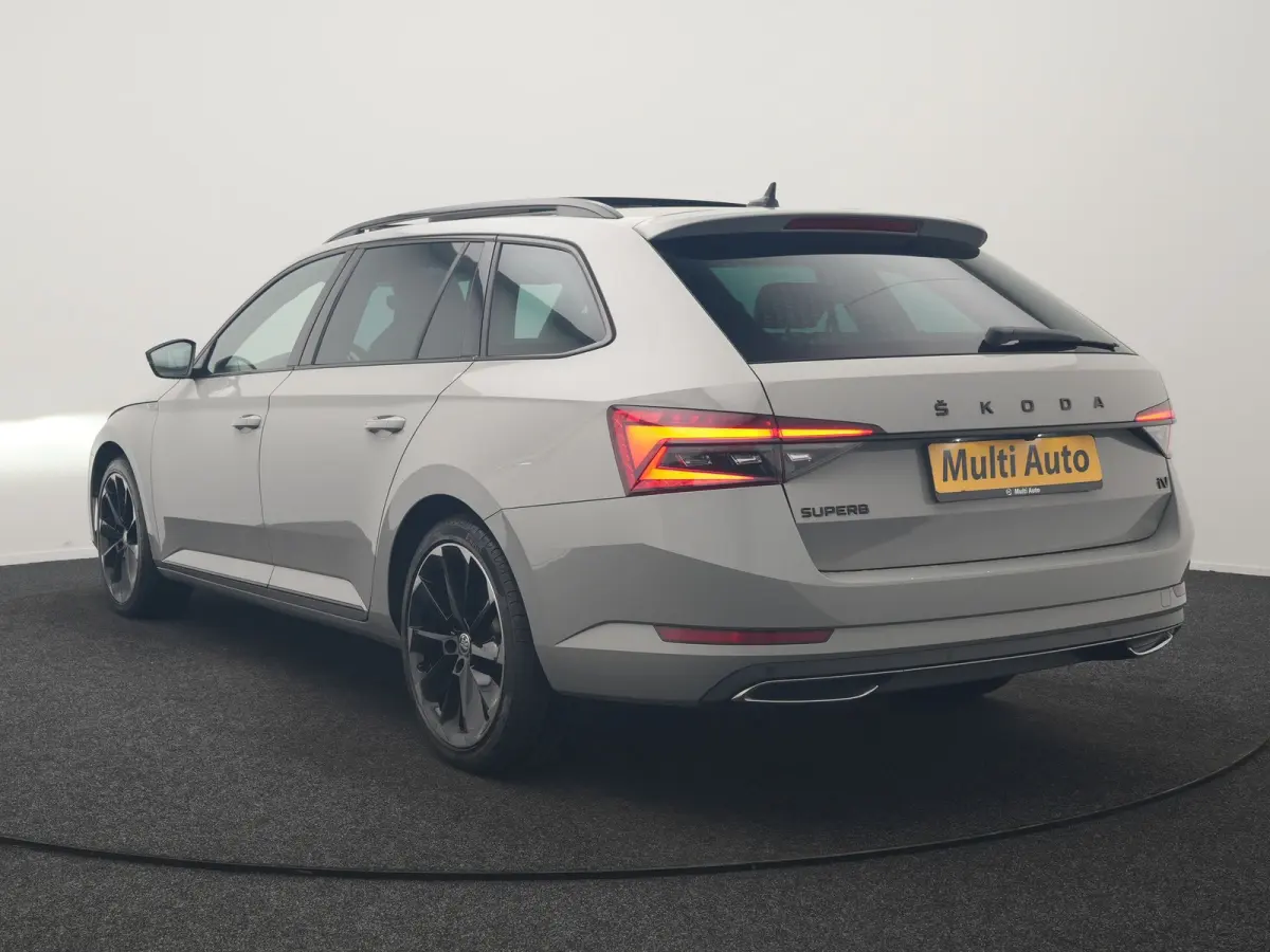 1.4 TSI iV Sportline Business PHEV 218pk Dealer O.H. | Panodak | Camera | Canton Audio | Alcantara Sportstoelen Memory & Verwarmd | Sfeerverlichting | Keyless | BLIS | Stuur Verwarmd | Apple