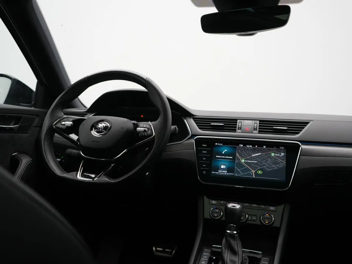 1.4 TSI iV Sportline Business PHEV 218pk Dealer O.H. | Panodak | Camera | Canton Audio | Alcantara Sportstoelen Memory & Verwarmd | Sfeerverlichting | Keyless | BLIS | Stuur Verwarmd | Apple
