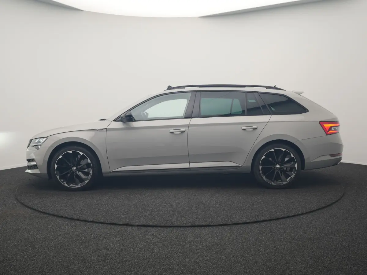 1.4 TSI iV Sportline Business PHEV 218pk Dealer O.H. | Panodak | Camera | Canton Audio | Alcantara Sportstoelen Memory & Verwarmd | Sfeerverlichting | Keyless | BLIS | Stuur Verwarmd | Apple