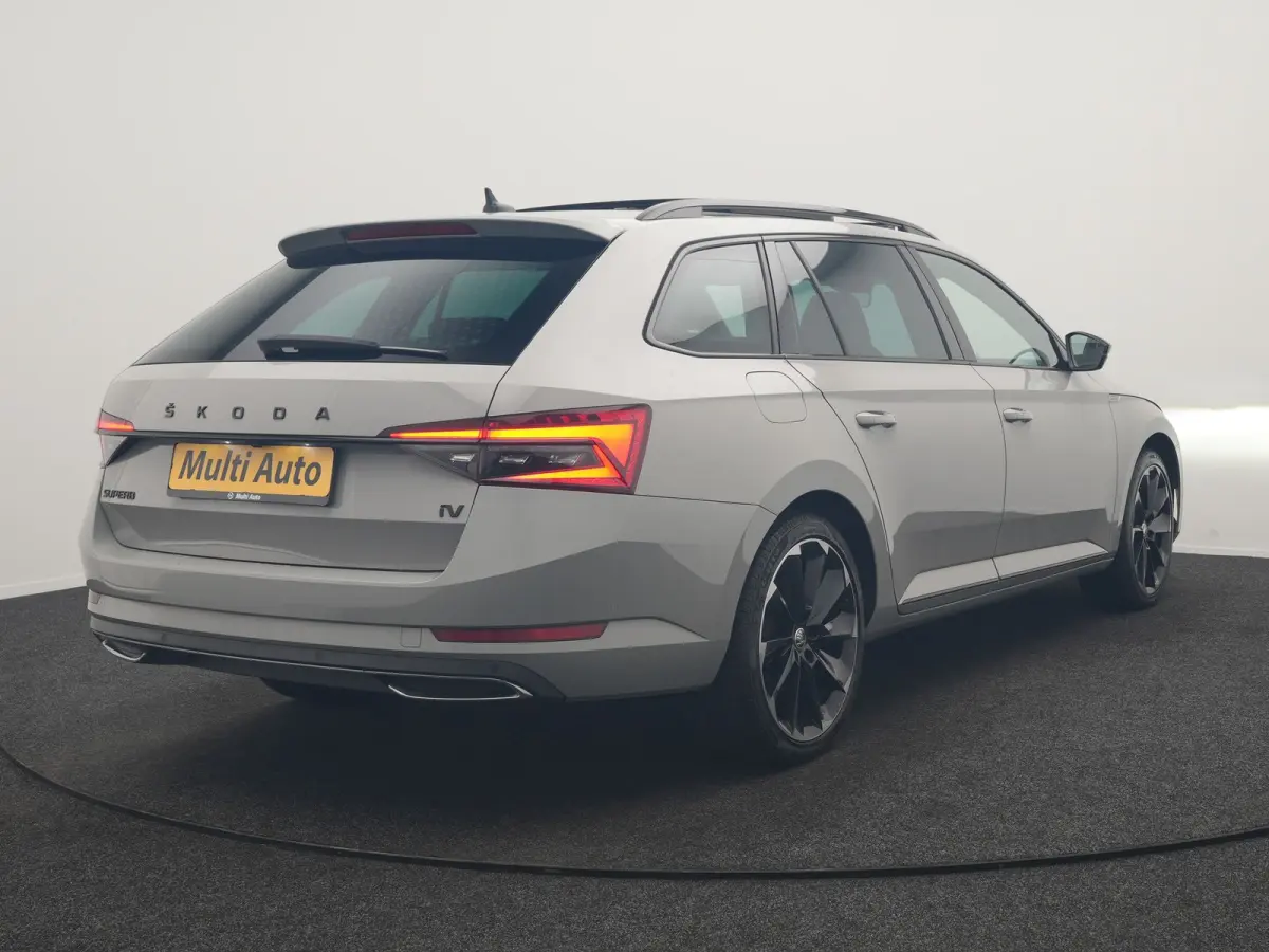 1.4 TSI iV Sportline Business PHEV 218pk Dealer O.H. | SOH 91,2% | Panodak | Adaptive Cruise | Camera | Canton Audio | Alcantara Sportstoelen Memory & Verwarmd | Sfeerverlichting | Keyless |