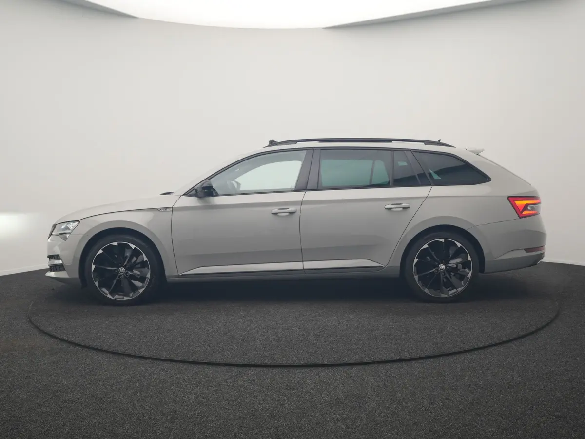 1.4 TSI iV Sportline Business PHEV 218pk Dealer O.H. | SOH 91,2% | Panodak | Adaptive Cruise | Camera | Canton Audio | Alcantara Sportstoelen Memory & Verwarmd | Sfeerverlichting | Keyless |