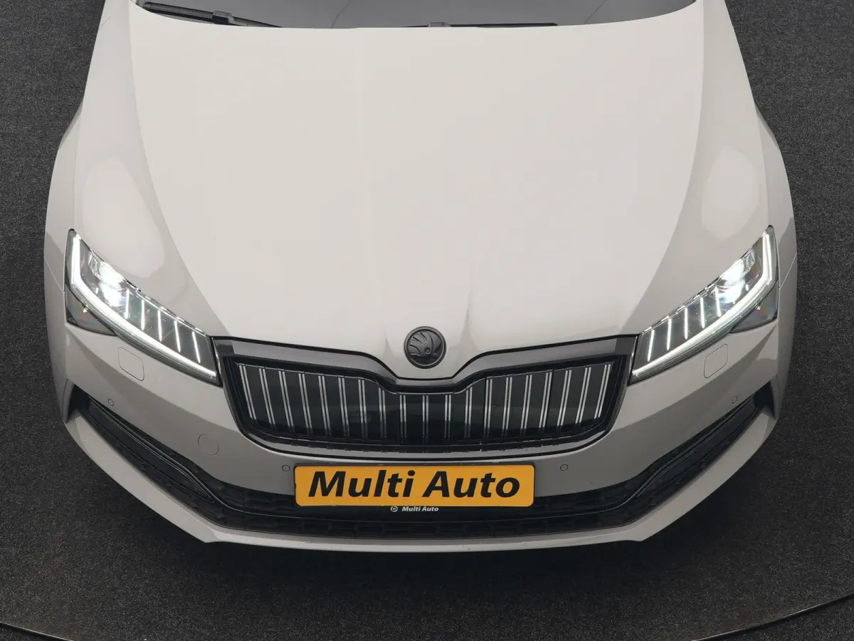 1.4 TSI iV Sportline Business PHEV 218pk Dealer O.H. | Panodak | Camera | Canton Audio | Alcantara Sportstoelen Memory & Verwarmd | Sfeerverlichting | Keyless | BLIS | Stuur Verwarmd | Apple